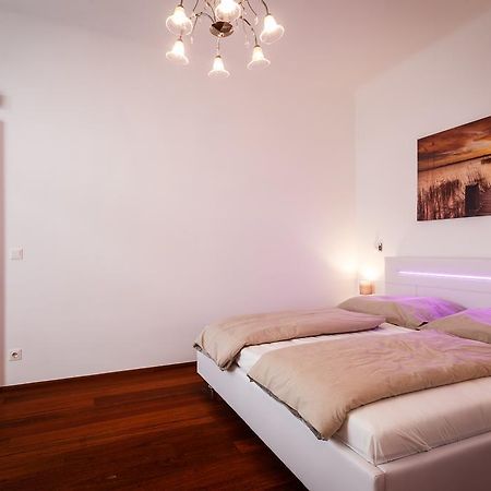Operngasse Premium In "Your Vienna" Экстерьер фото