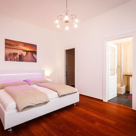 Operngasse Premium In "Your Vienna" Экстерьер фото